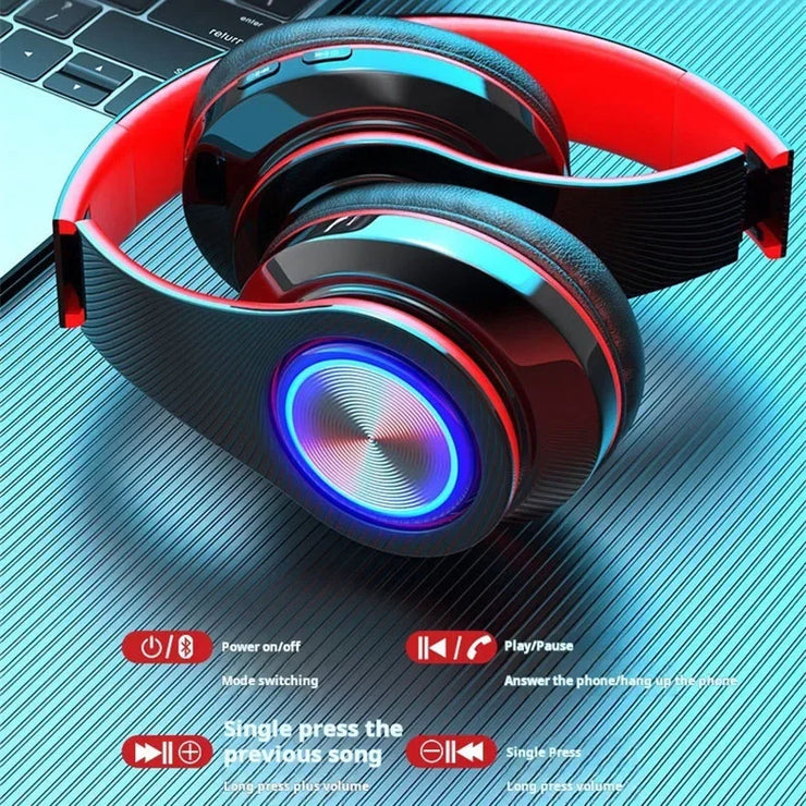 Wireless Gaming Headset – RGB Lights & Mic